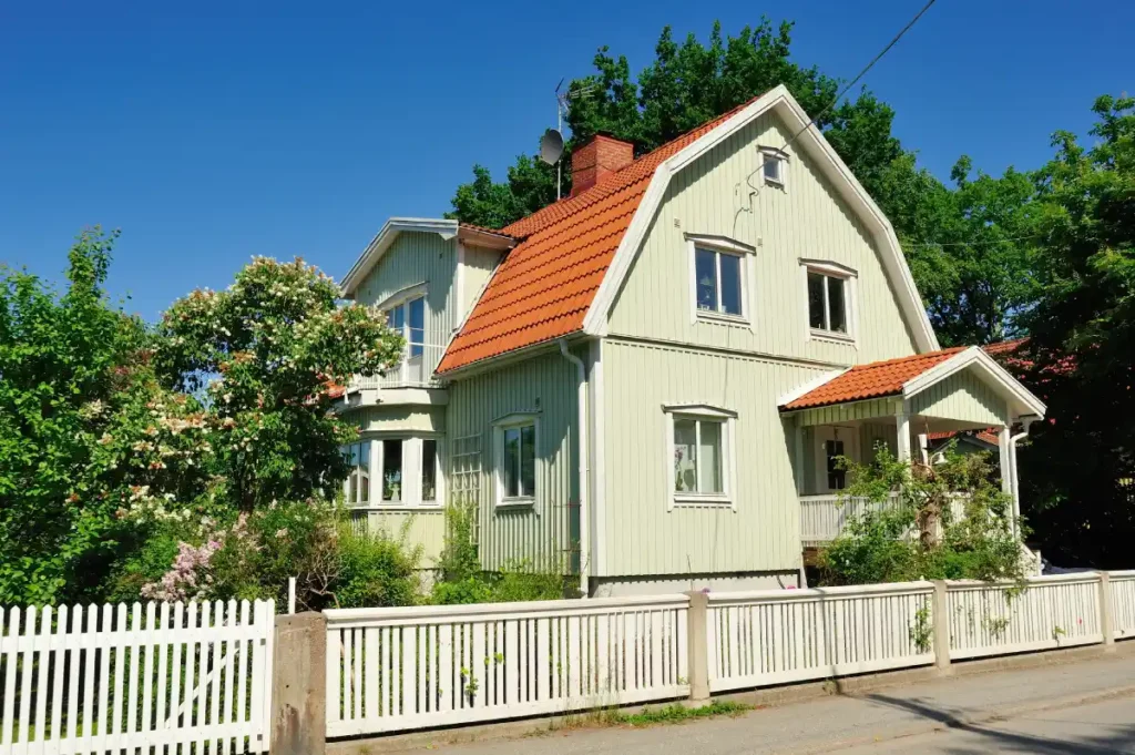 Periodic inspection of holiday homes in Småland.